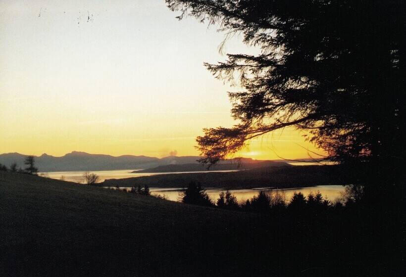 Stunning Premium Yurt In Kelburn Estate Near Largs