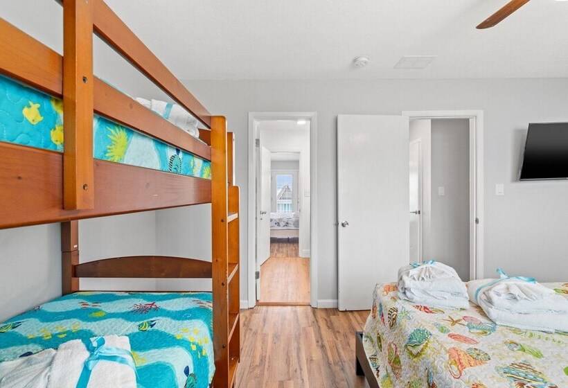 120 Palm Beach Dr A   La Casa Turquesa