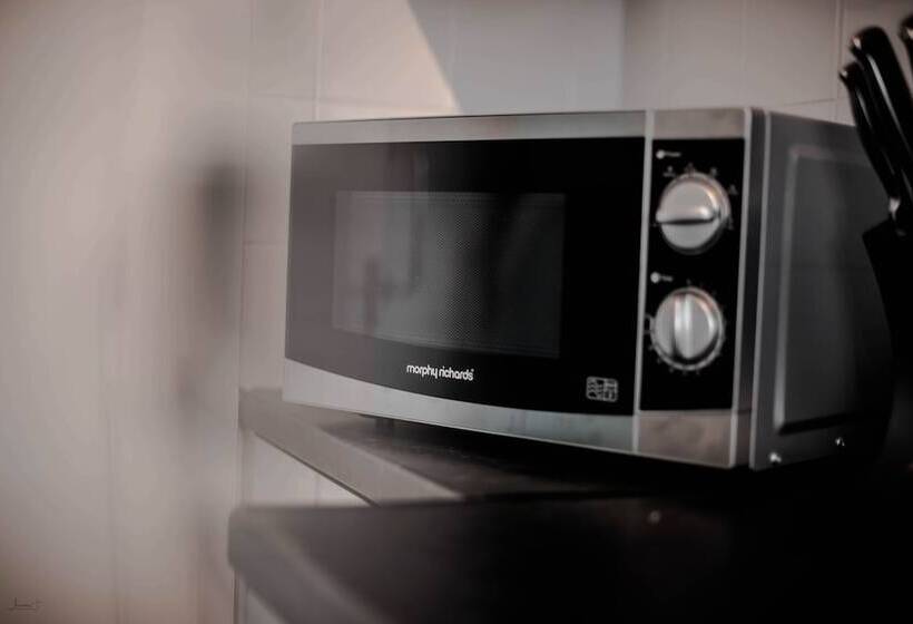 21 Roberts Residence