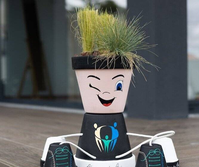 Abraços Dos Avós   Casas De Aldeia