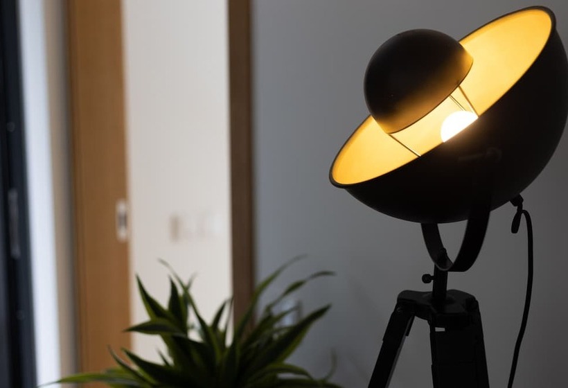 Abraços Dos Avós   Casas De Aldeia