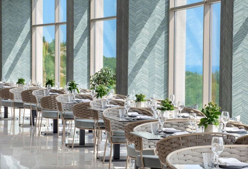 Ajul Luxury Hotel & Spa Resort, A Registry Collection