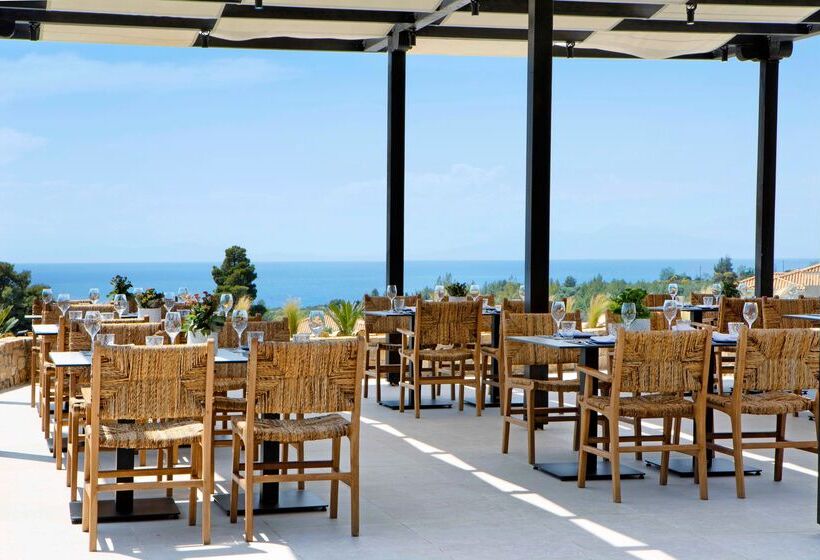 Ajul Luxury Hotel & Spa Resort, A Registry Collection