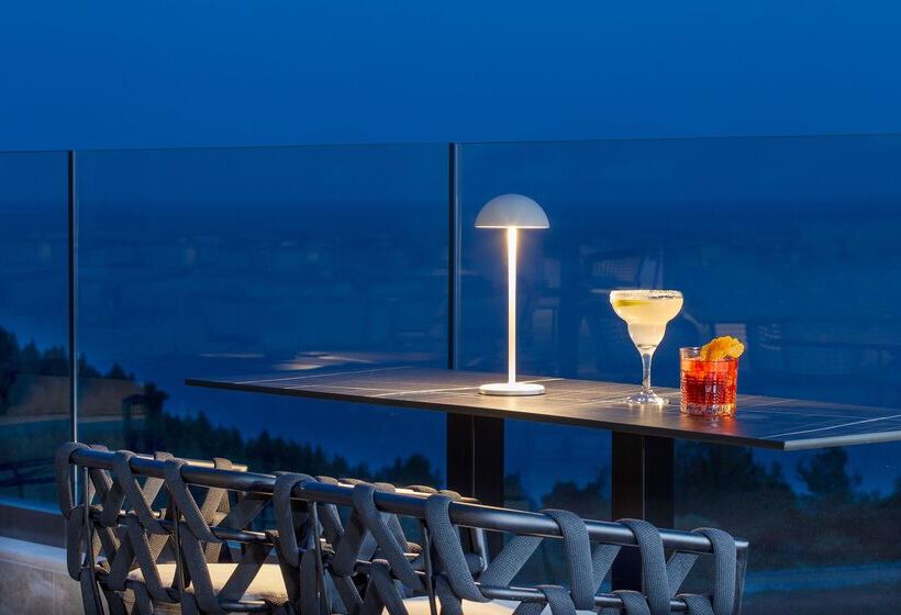 Ajul Luxury Hotel & Spa Resort, A Registry Collection