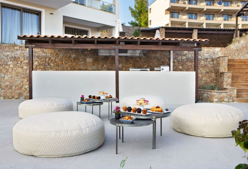 Ajul Luxury Hotel & Spa Resort, A Registry Collection