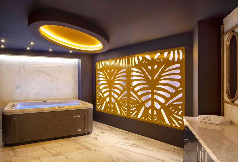 Ajul Luxury Hotel & Spa Resort, A Registry Collection