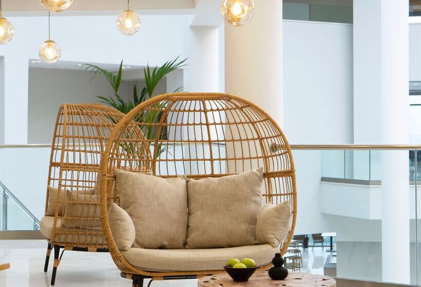 Ajul Luxury Hotel & Spa Resort, A Registry Collection