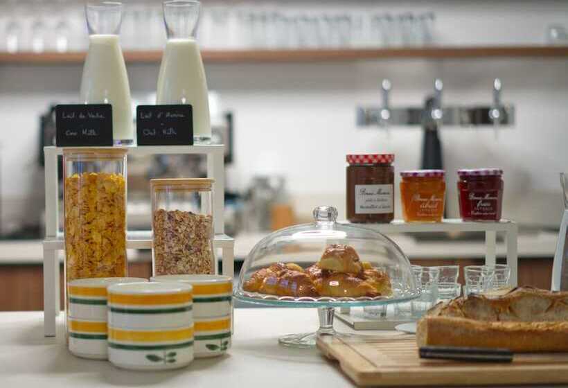 ユースホステル Beau M Paris