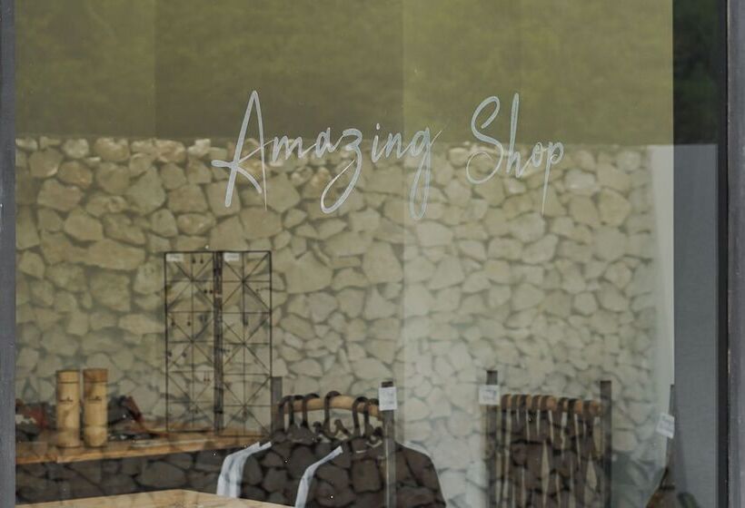 Amazing Lombok Resort