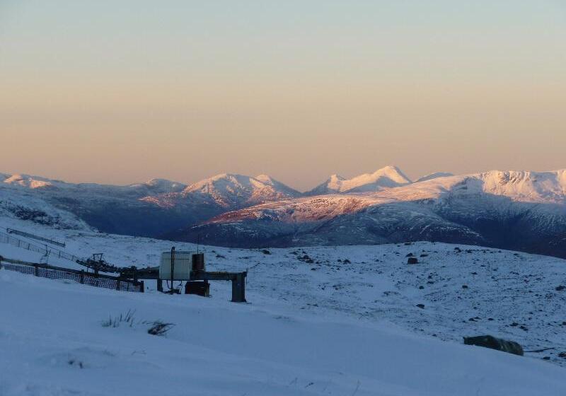 Base Camp Hotel Nevis Range