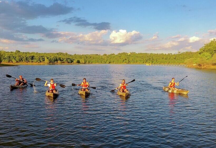 Beautiful Farmhouse In Lucignano With Private Terrace
