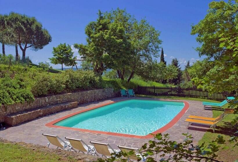 Beautiful Farmhouse In Lucignano With Private Terrace
