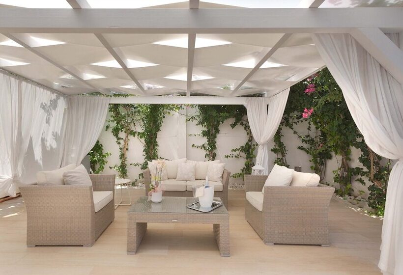 مبيت وإفطار 2493 Acquaviva Suites   Matrimoniale Standard