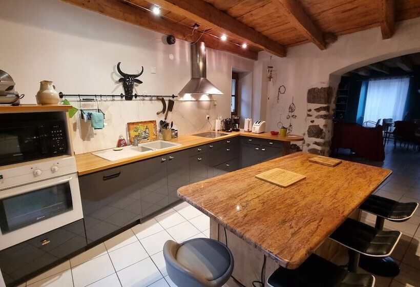 Bed and Breakfast Les Jardins De Kuz