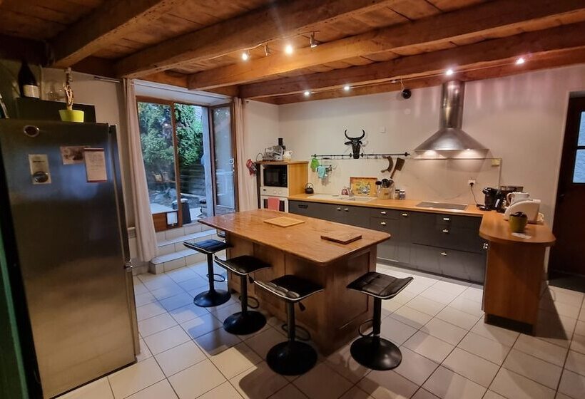 Bed and Breakfast Les Jardins De Kuz