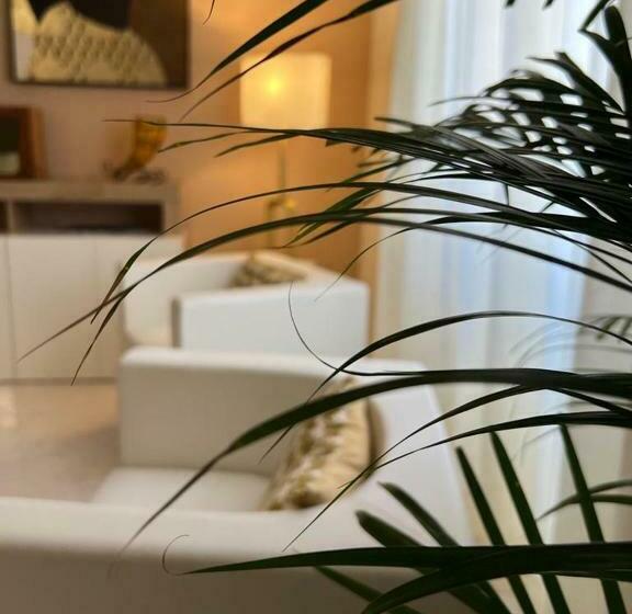 تختخواب و صبحانه Tiziana S House