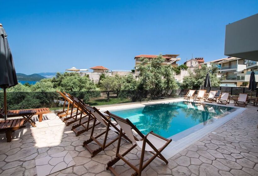 Bluemoments Naum Nikiana