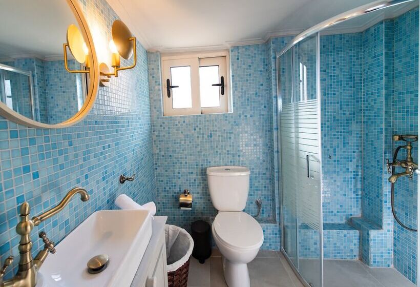 Bluemoments Naum Nikiana