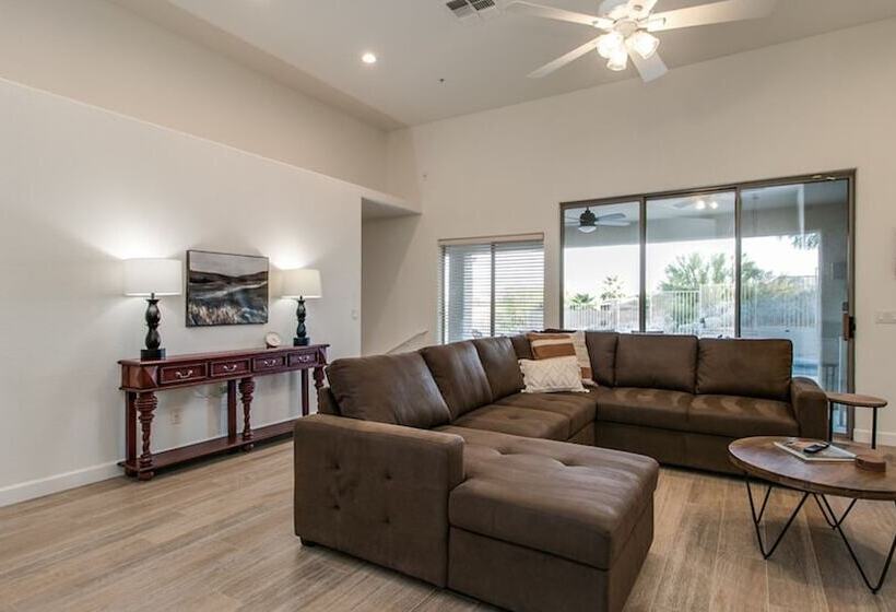 Breathtaking Views & Htd Pool In Fountain Hills!