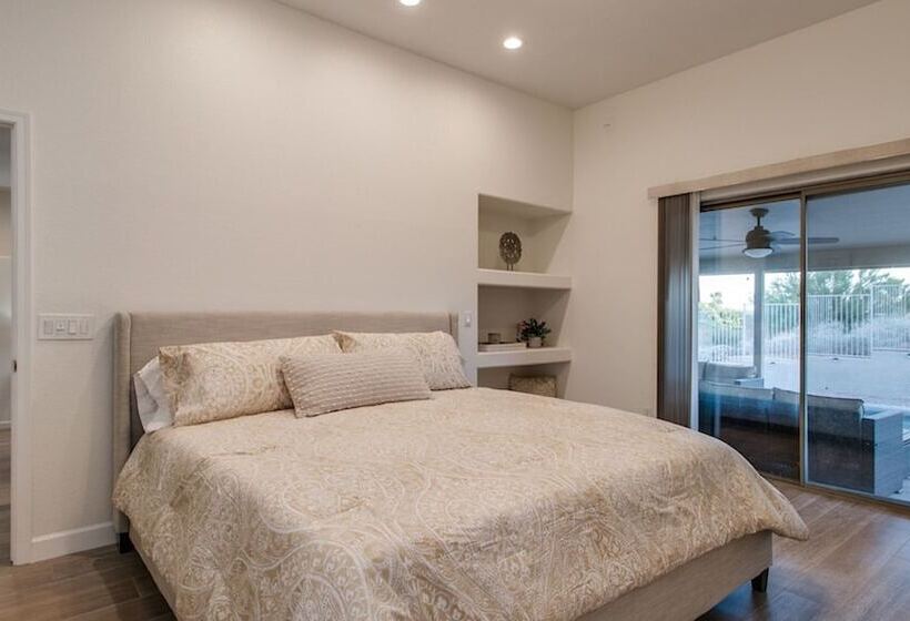 Breathtaking Views & Htd Pool In Fountain Hills!