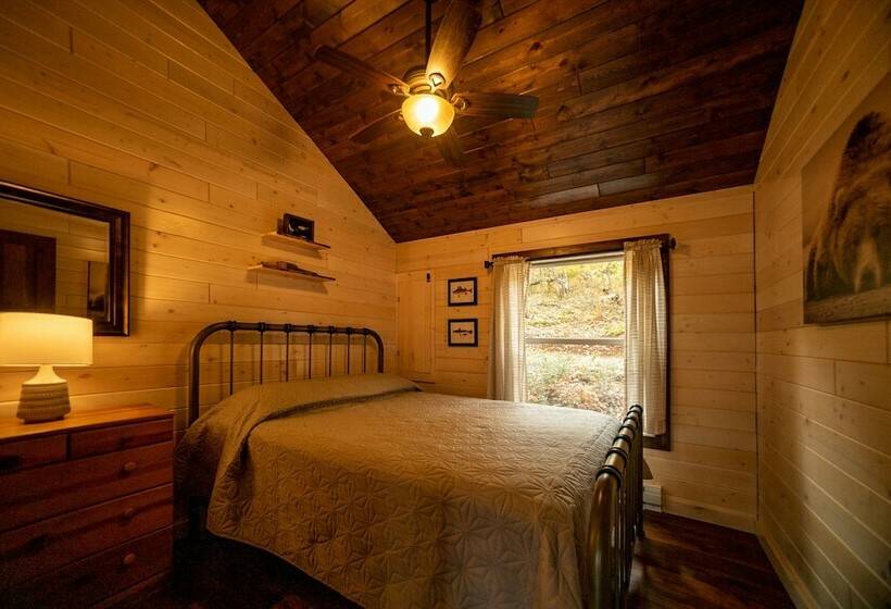 Deerwood Resort   Turtle Cove Cabin