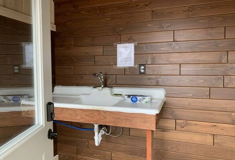 Deerwood Resort   Turtle Cove Cabin