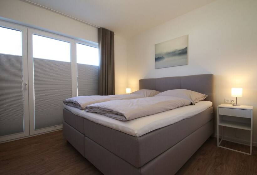 Diemelblick 12   Leni