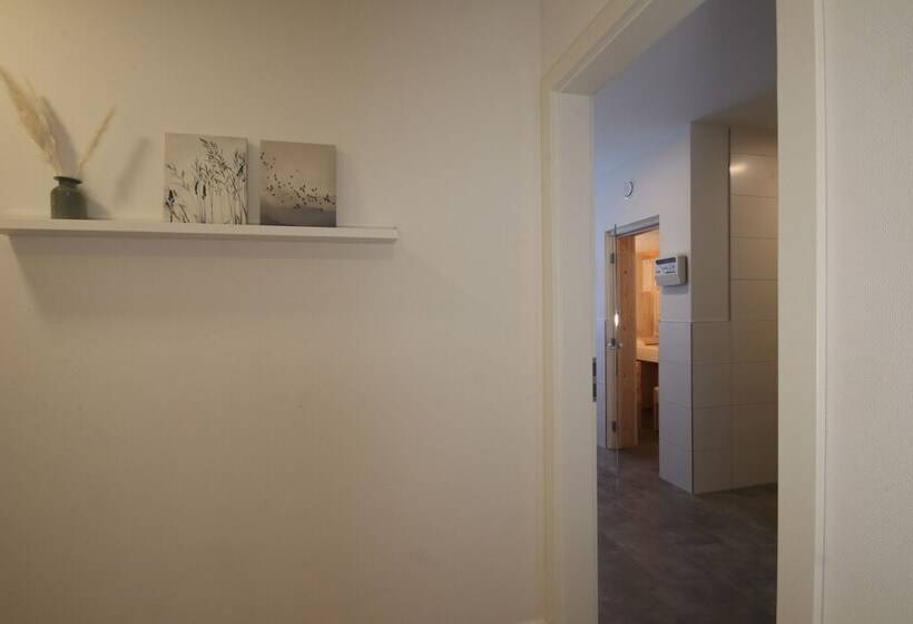 Diemelblick 12   Leni