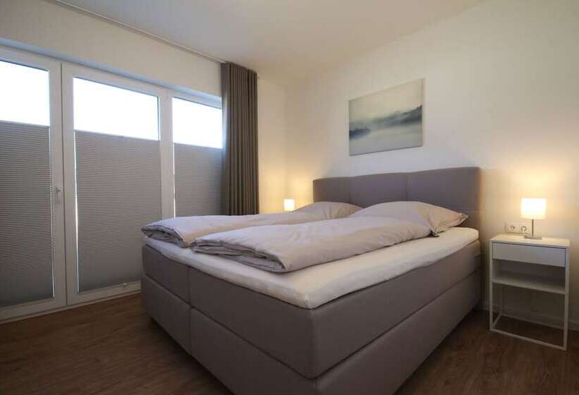 Diemelblick 12   Leni