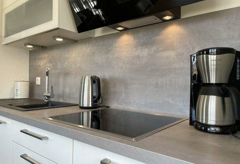 Diemelblick 12   Leni