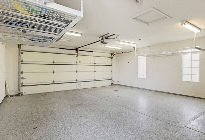 Fountain Hiils 4 Bdrm W/breathtaking Views & Pool!