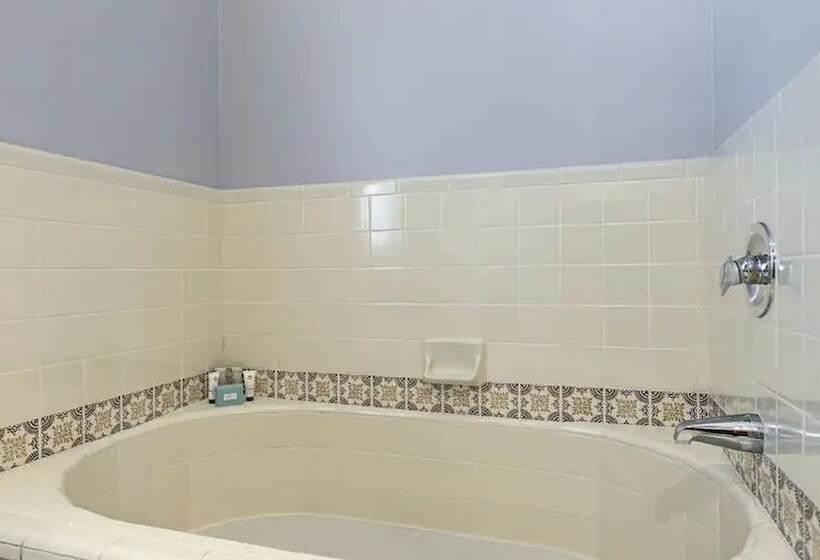 Fountain Hiils 4 Bdrm W/breathtaking Views & Pool!