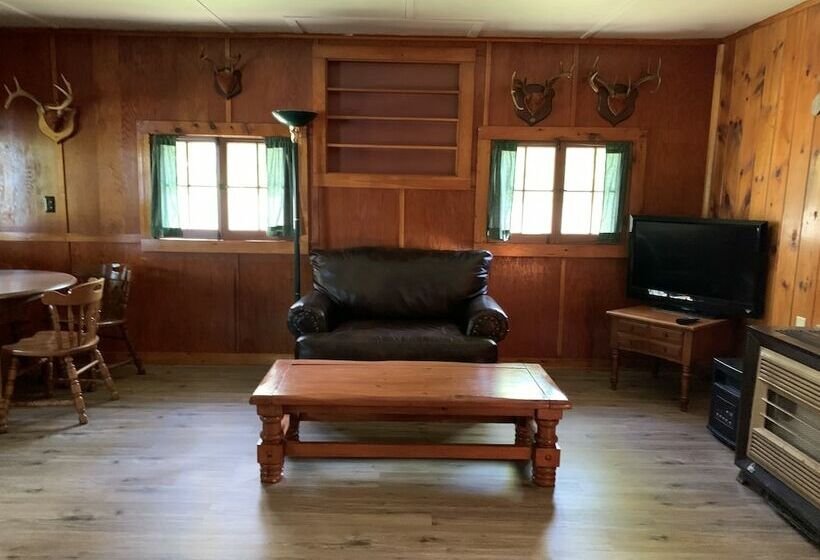 Gresham Shores Smiling Moose #6