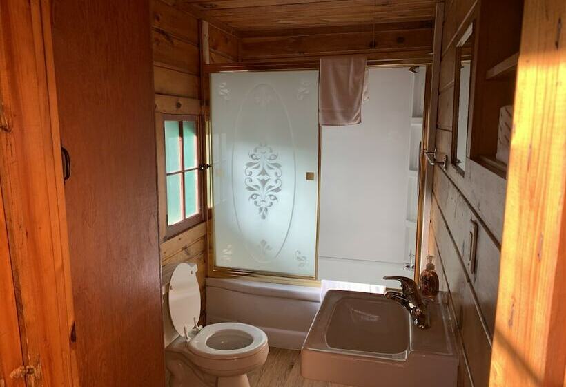 Gresham Shores Smiling Moose #6