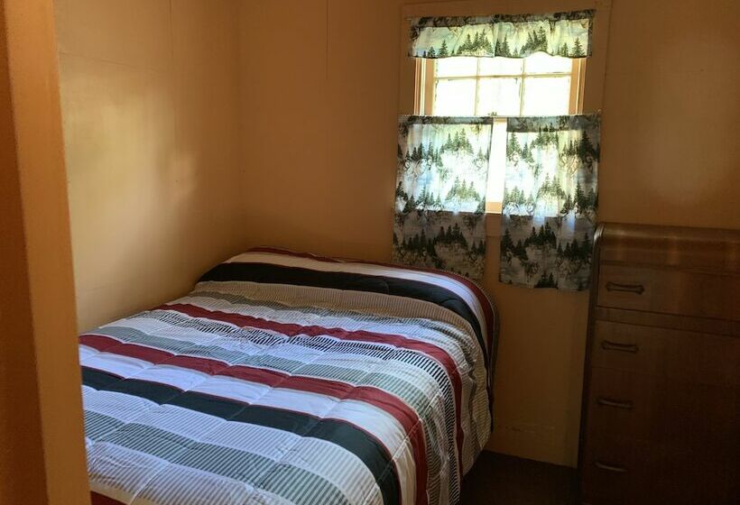 Gresham Shores   Woodies Perch #5