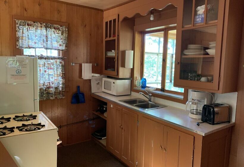 Gresham Shores   Woodies Perch #5