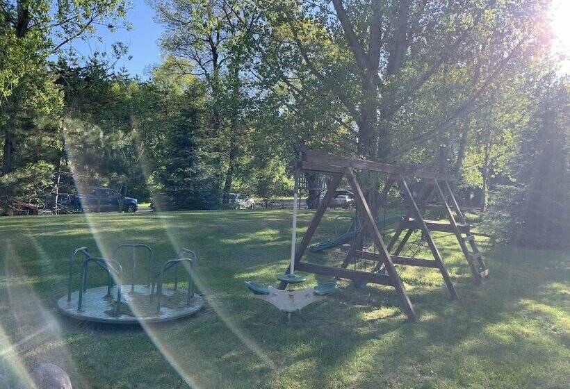 Gresham Shores   Woodies Perch #5