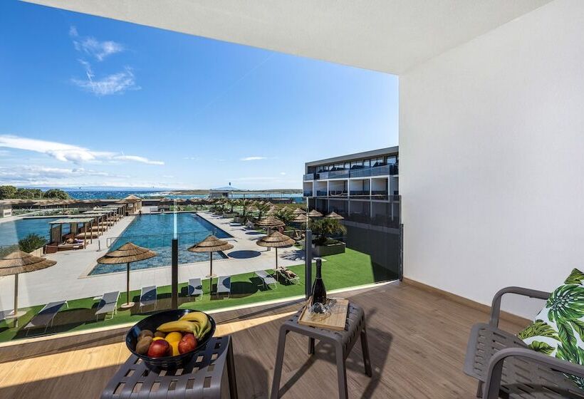 簡易ホテル Resort Del Mar Emotion