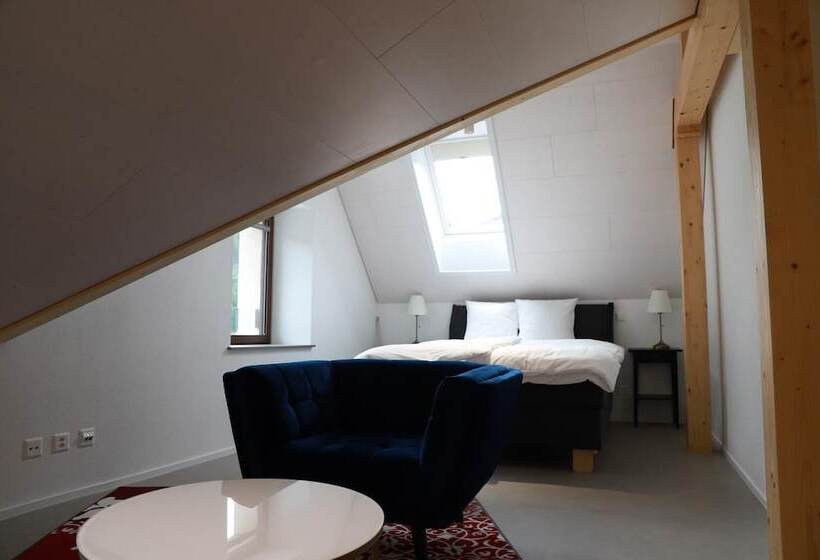 Gæstgiveri L Auberge De Noiraigue