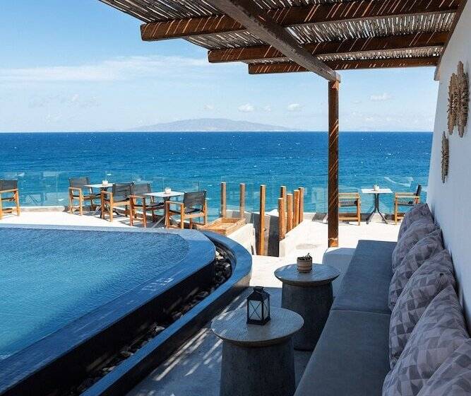 فندق Almyra Oia Suites
