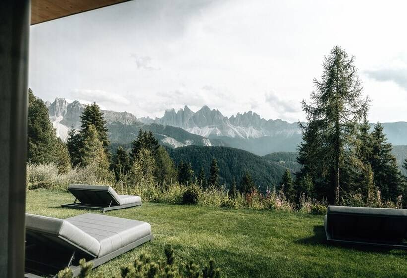 Отель Anders Suites