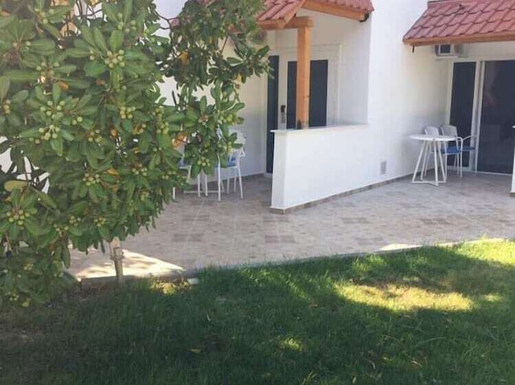 בית מלון כפרי Angelina