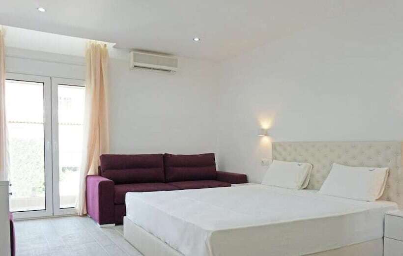 בית מלון כפרי Angelina