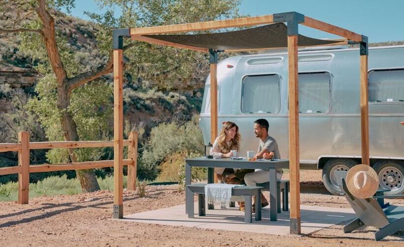 Отель Autocamp Zion