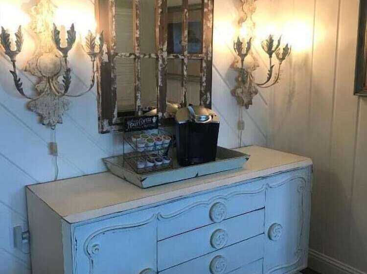 فندق Bandon Marina Inn