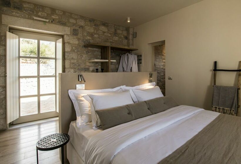 בית מלון כפרי Bassa Maina Villas & Suites