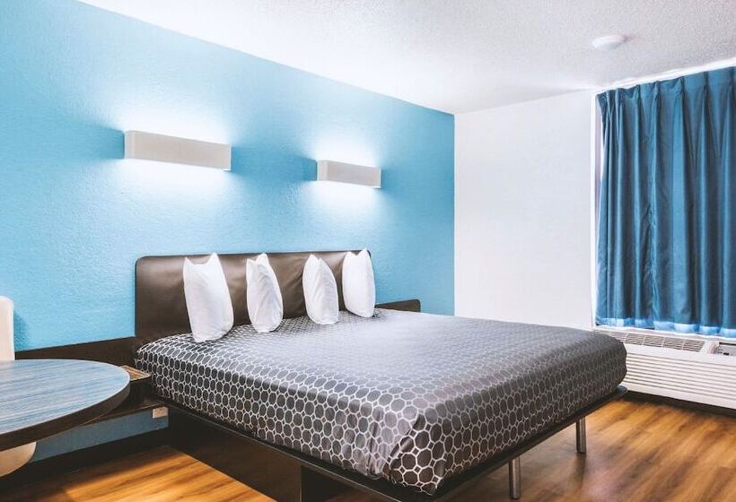 فندق Blue Way Inn Fairmont