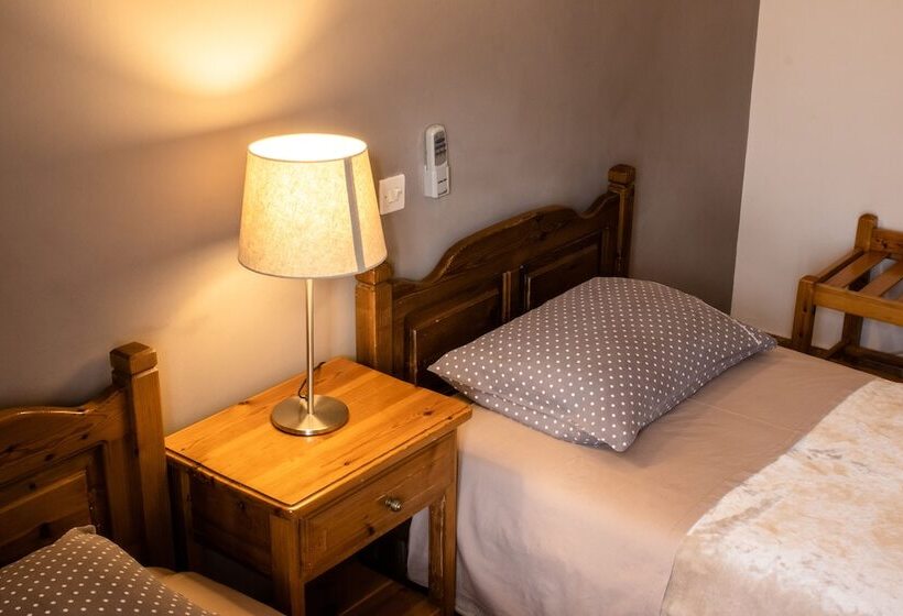 בית מלון כפרי Defkalion