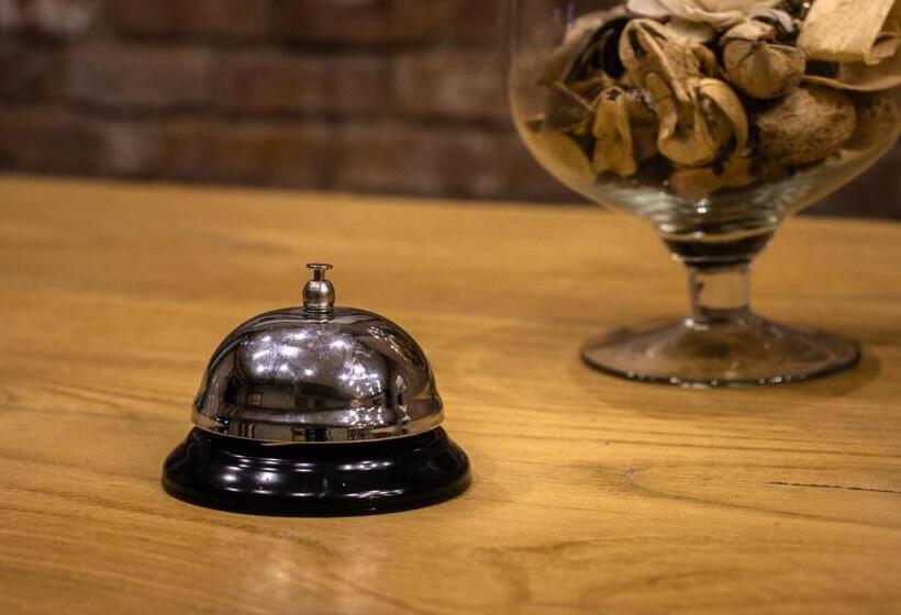 בית מלון כפרי Defkalion