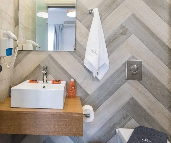 בית מלון כפרי Dimamiel Malia Inn